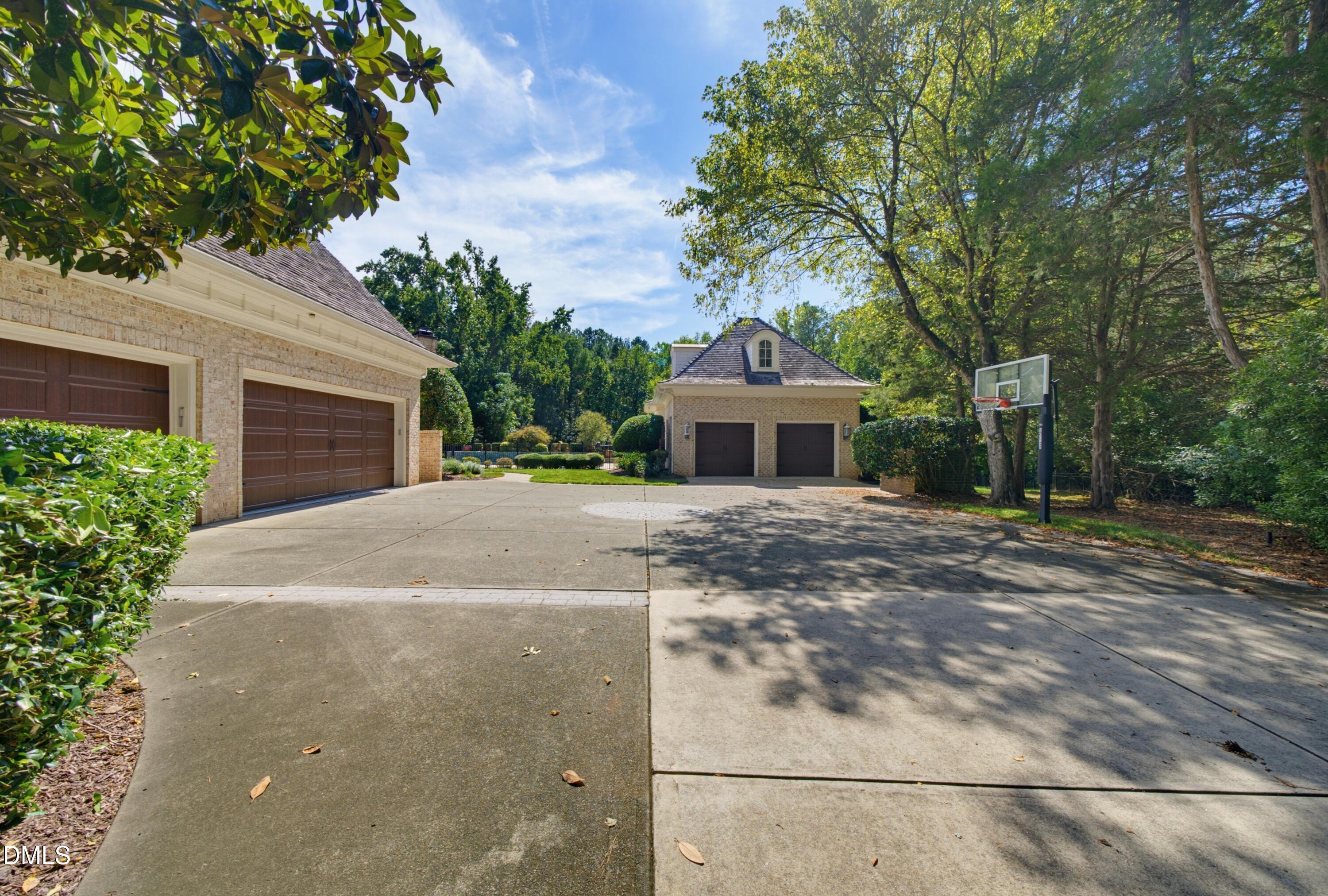 6592 Wakefalls Drive