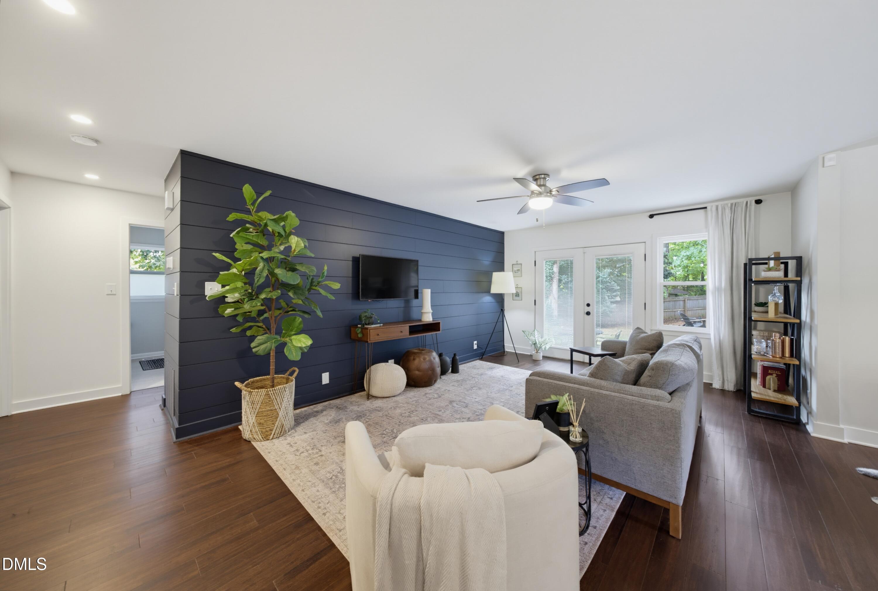 3120 Glenridge Drive