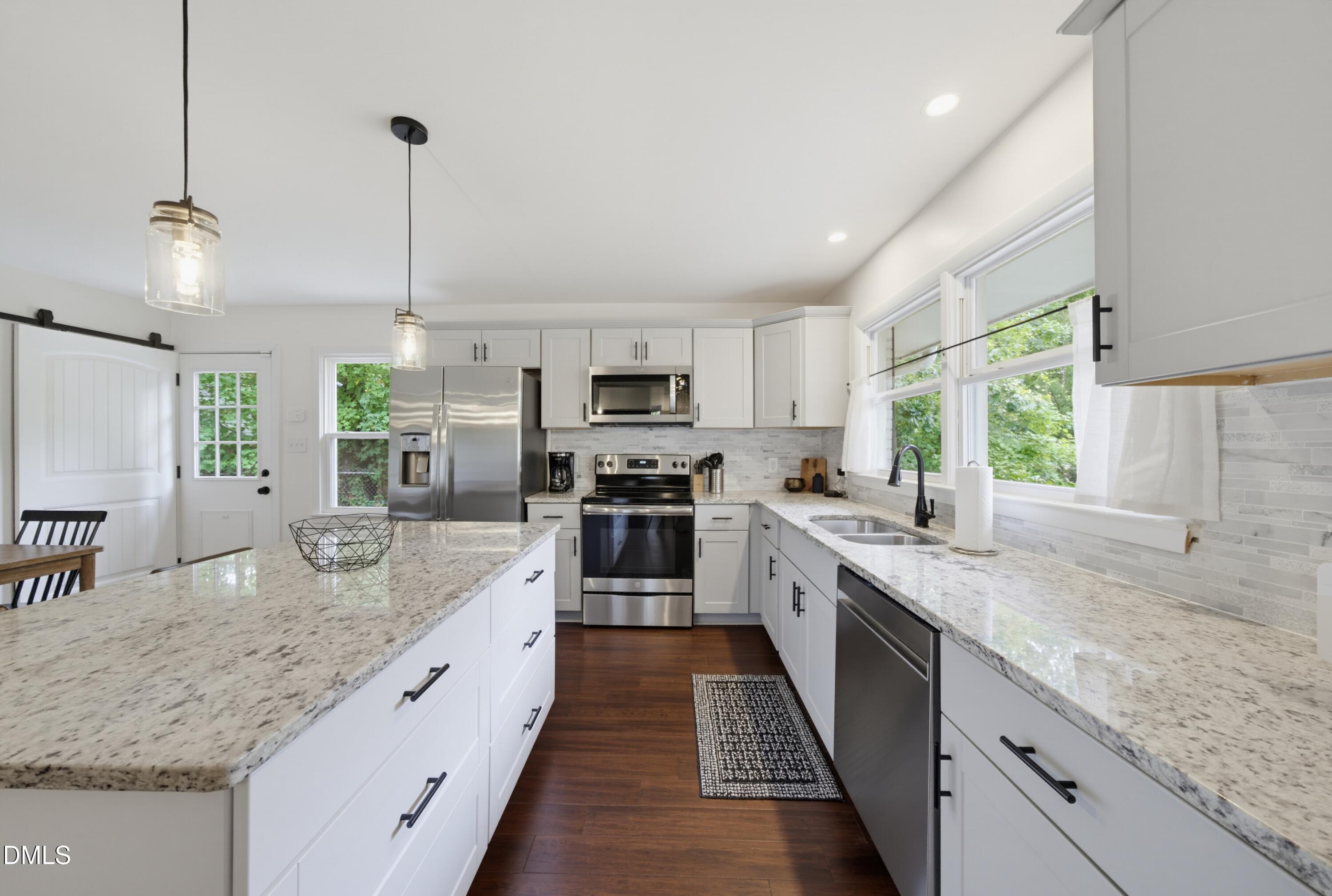 3120 Glenridge Drive