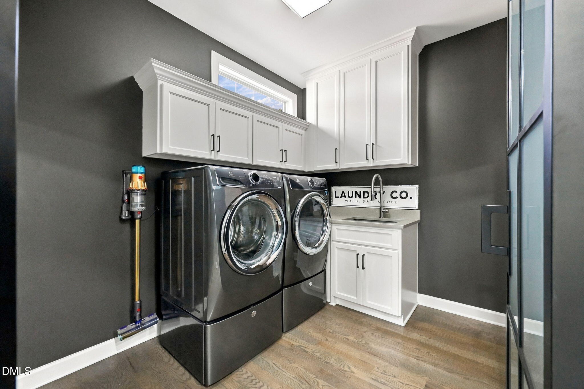 3009 Osterley Street