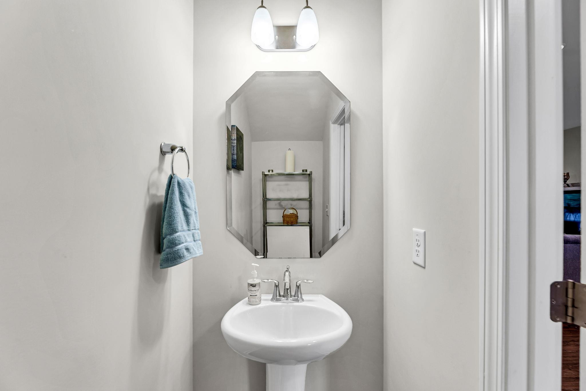 2204 Owls Nest, McLeansville