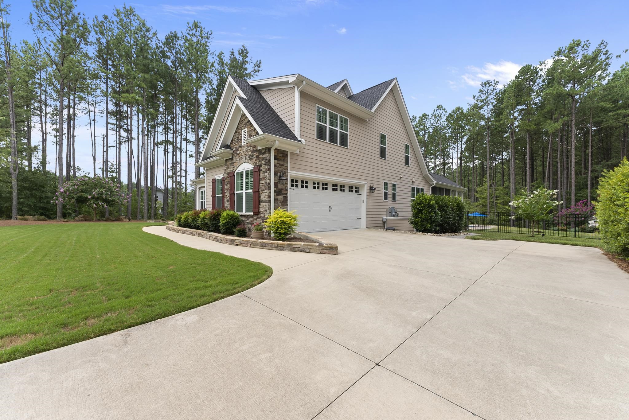 397 Colonial Ridge Drive