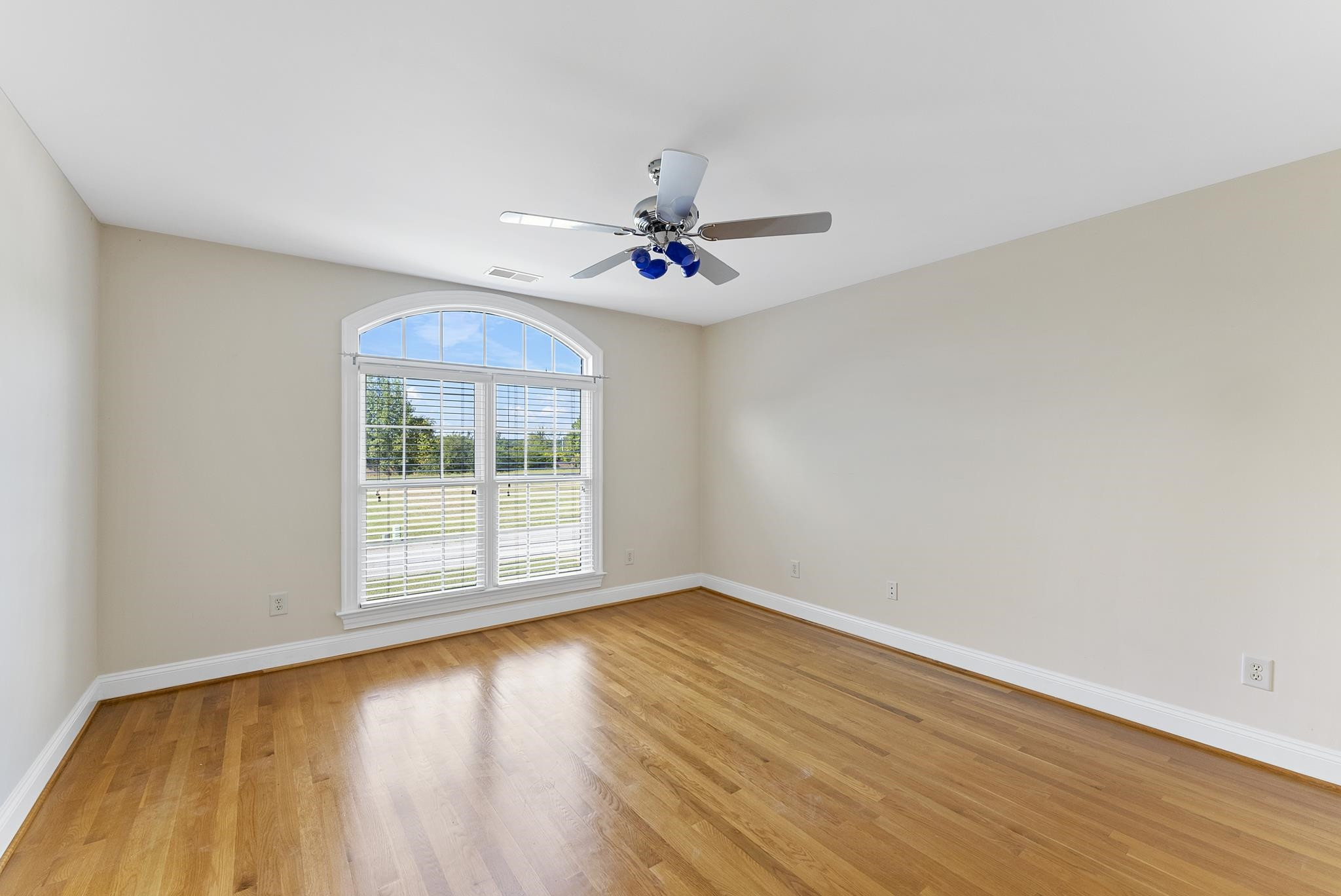 3193 Scarborough Lane