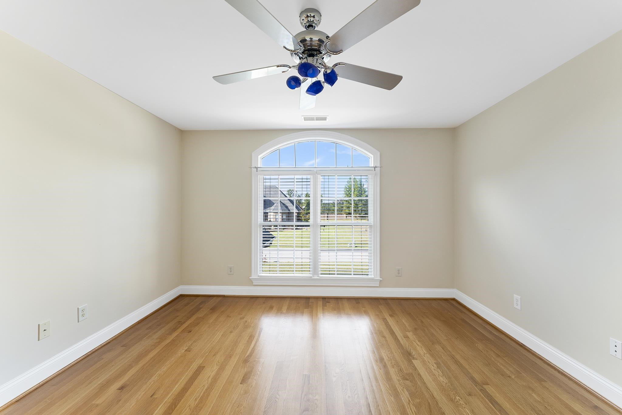 3193 Scarborough Lane
