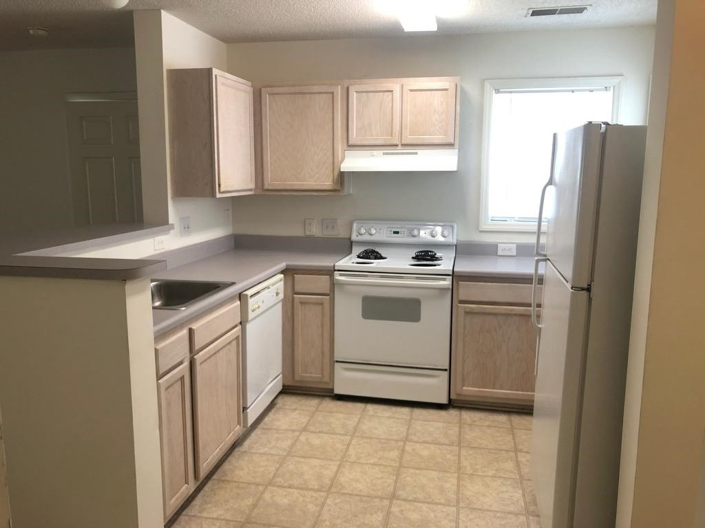 3730 Pardue Woods Place # 103