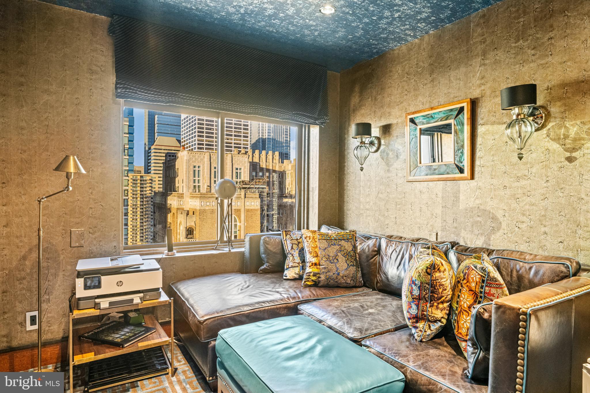 210 W Rittenhouse Sq #2105