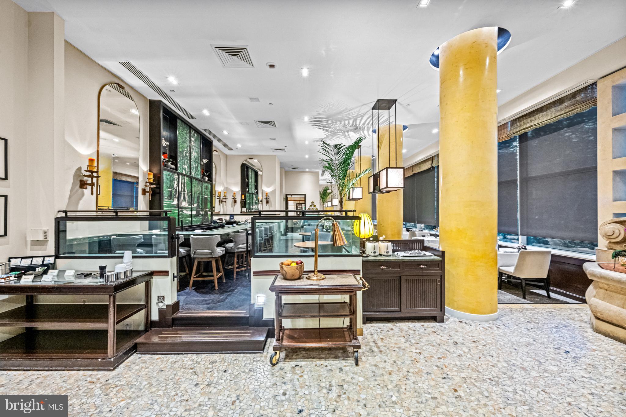 210 W Rittenhouse Sq #2105