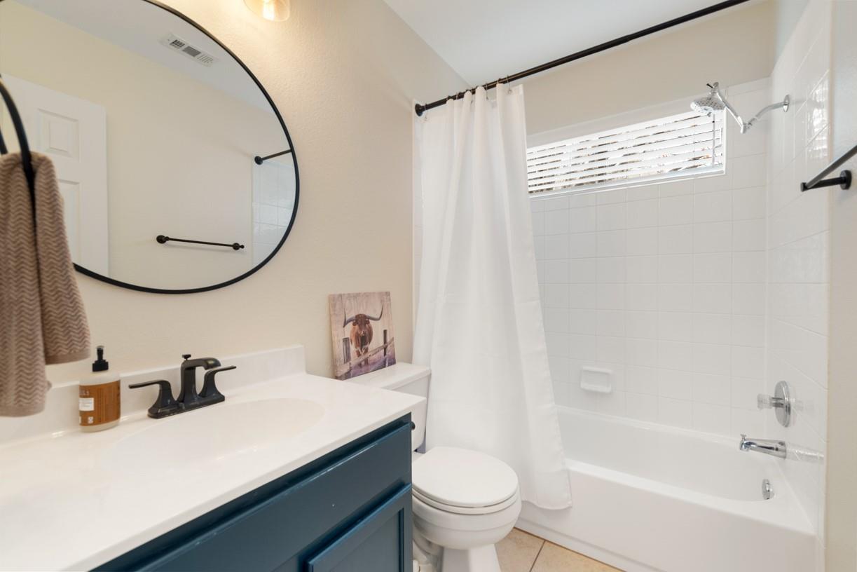 2604 James Bausch LN