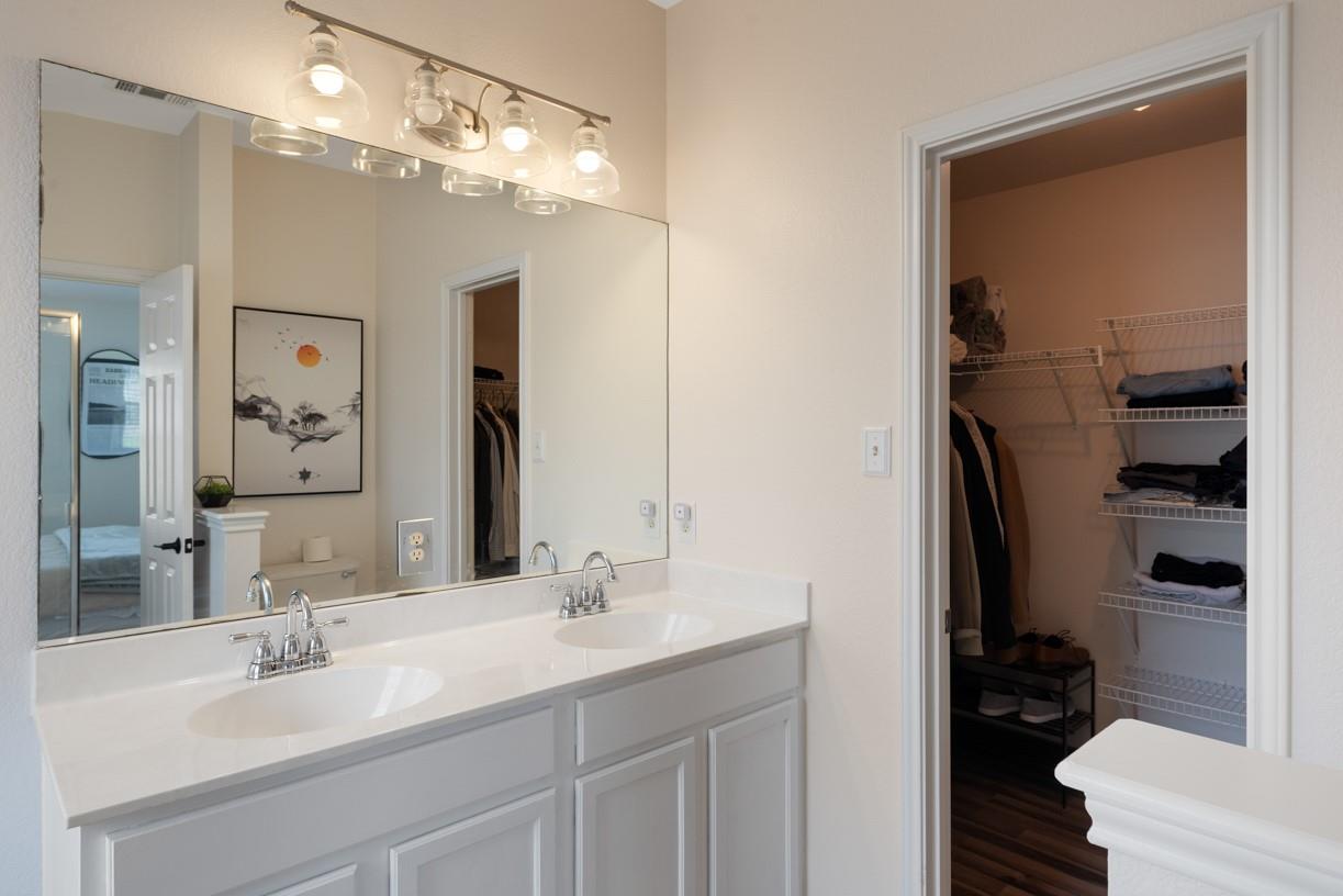 2604 James Bausch LN