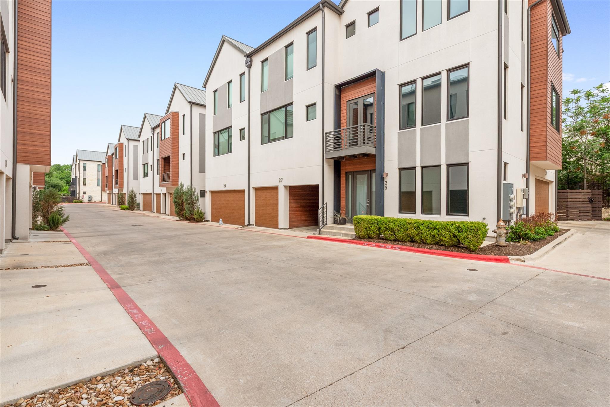 3100 Menchaca RD # 27