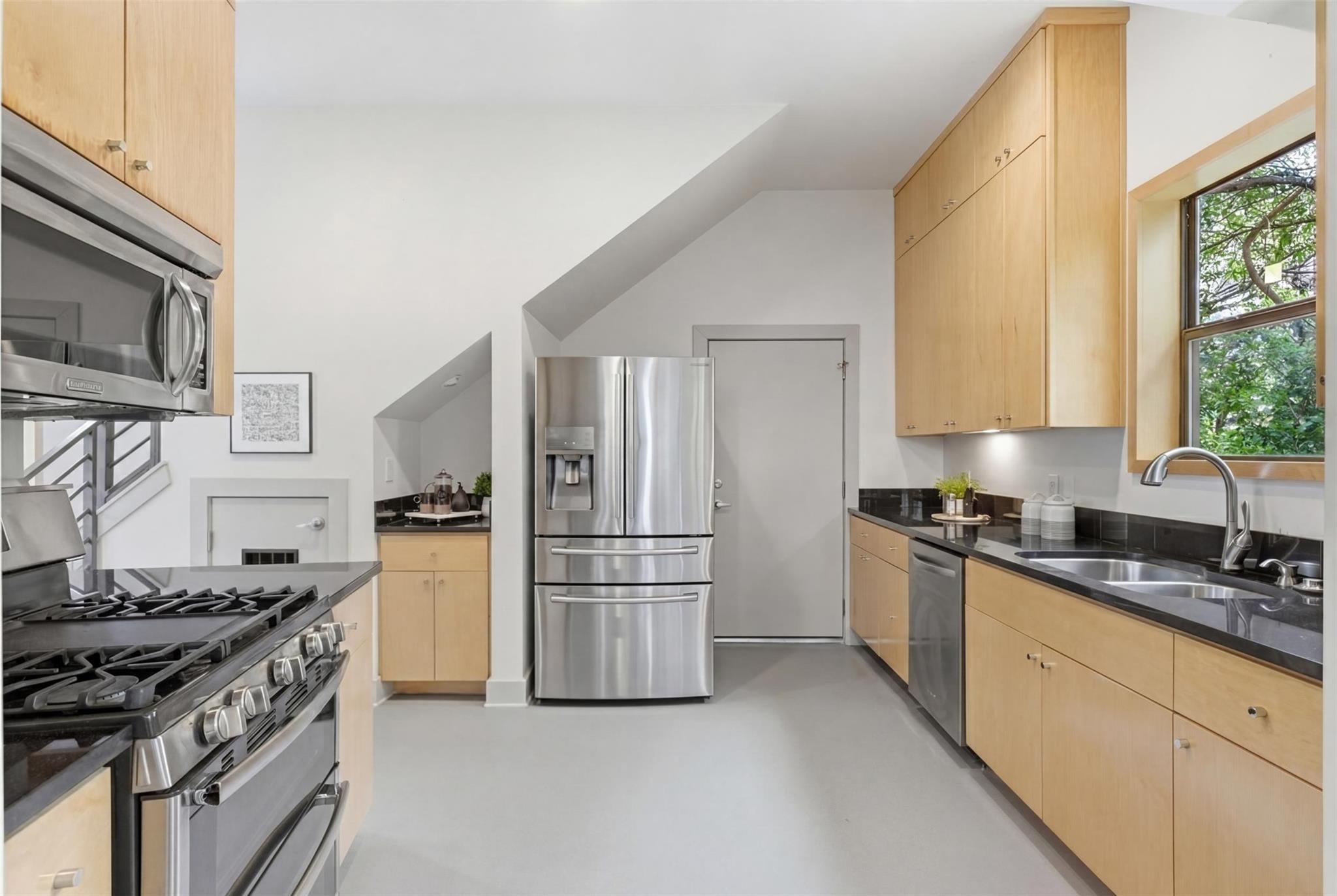 2608 Del Curto RD # 3