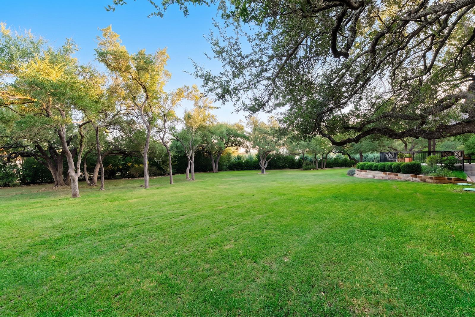 8807 Smoketree CV