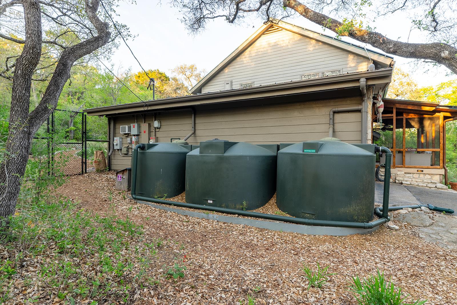 915 Wild Basin Ledge