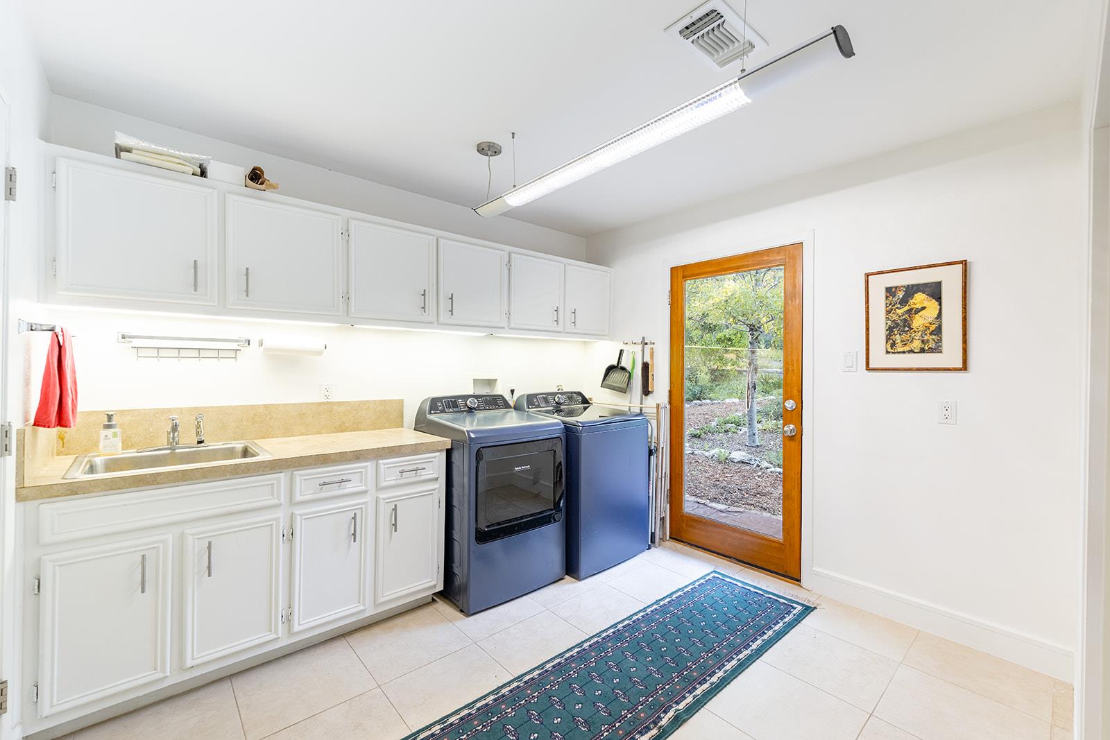 915 Wild Basin Ledge