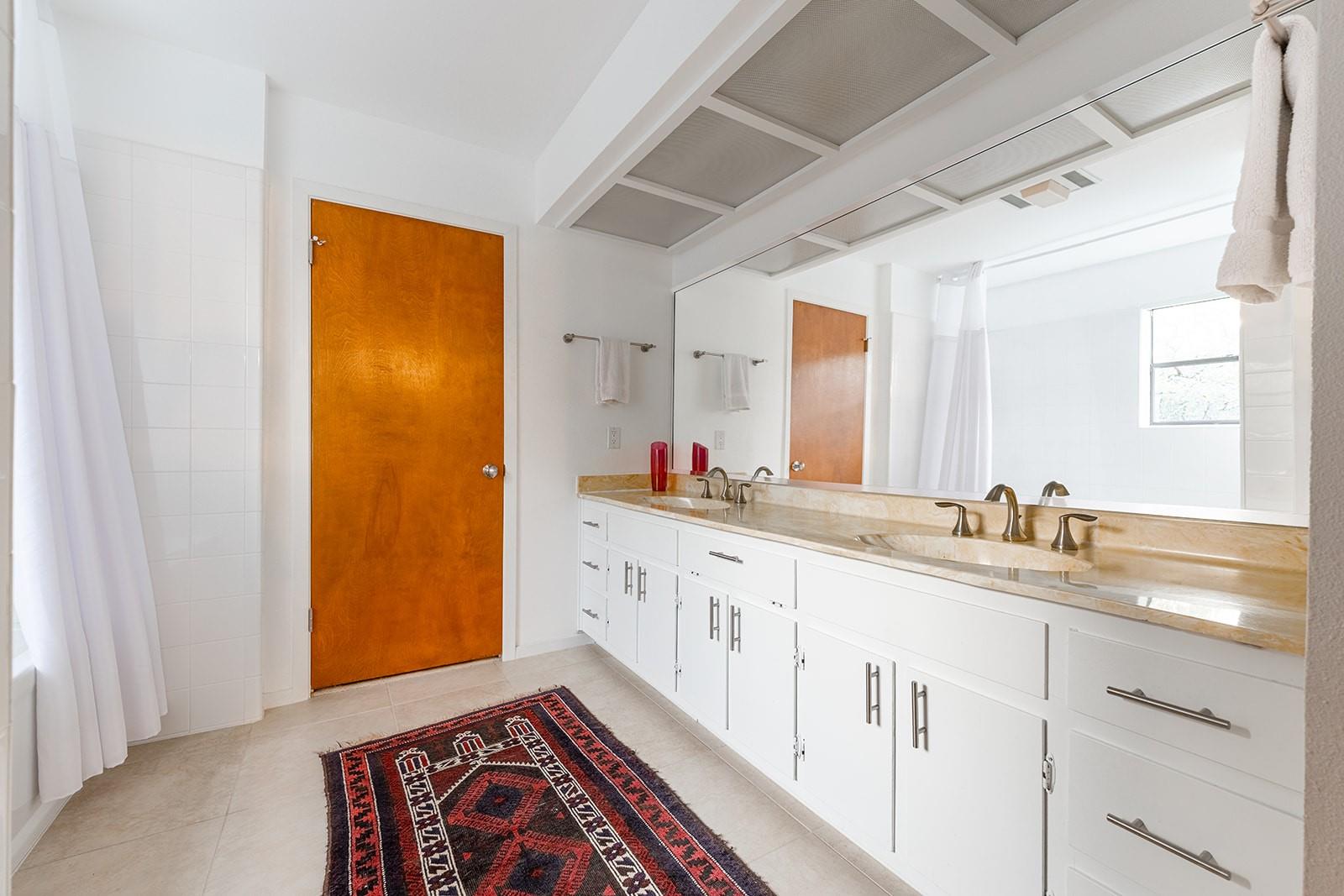 915 Wild Basin Ledge