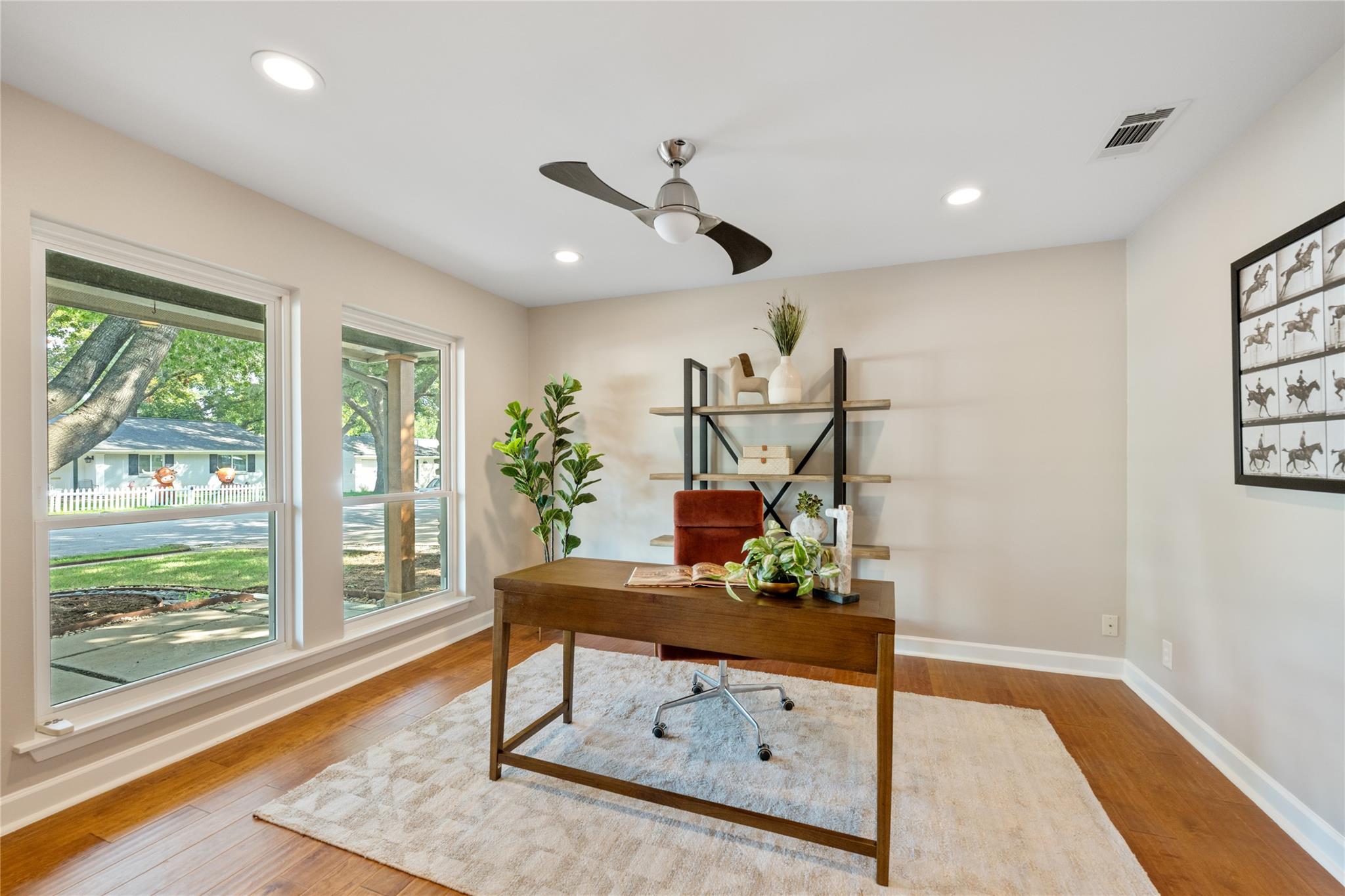 6812 Pioneer PL