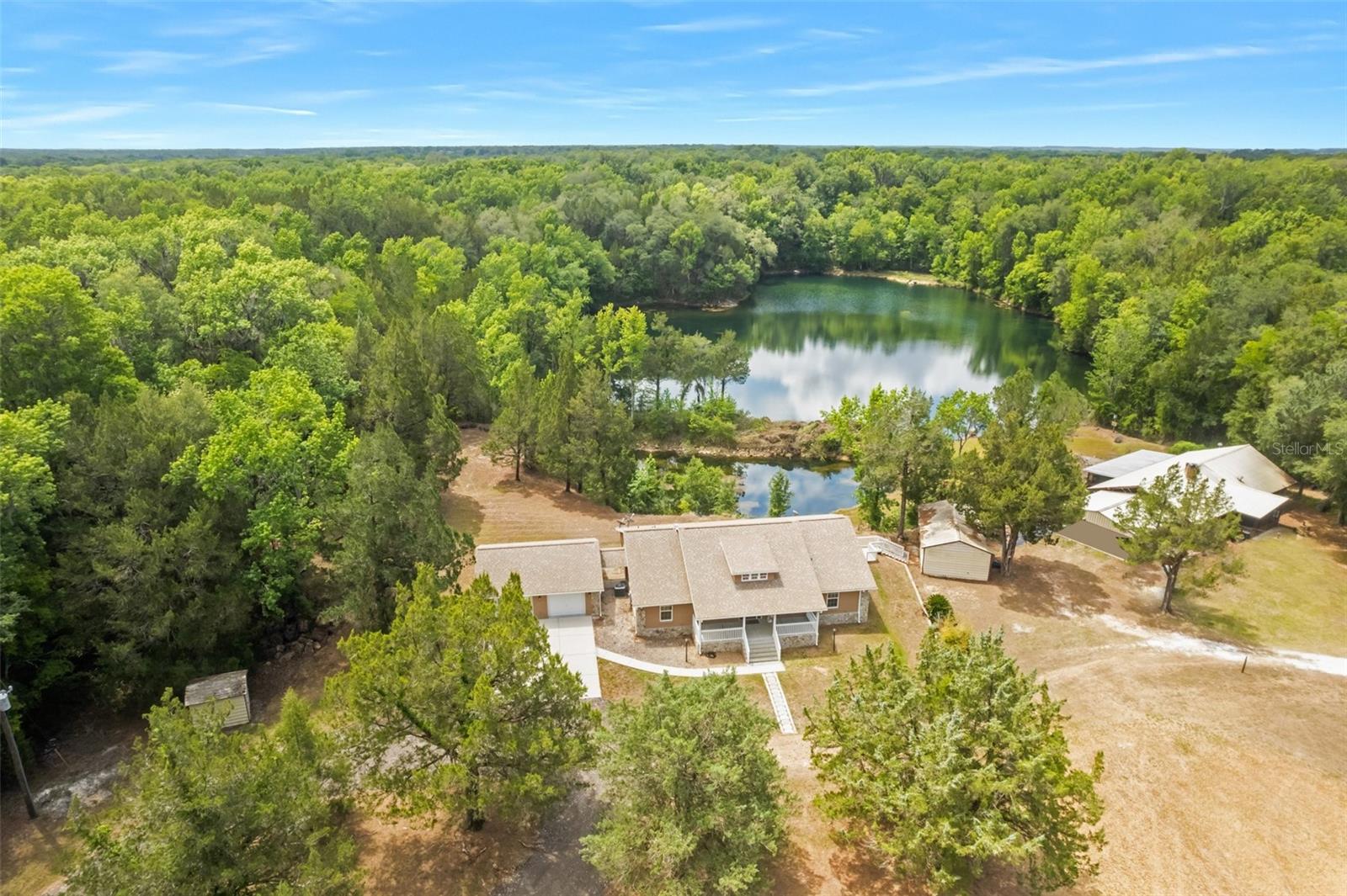 9986 E NEW HOPE CT