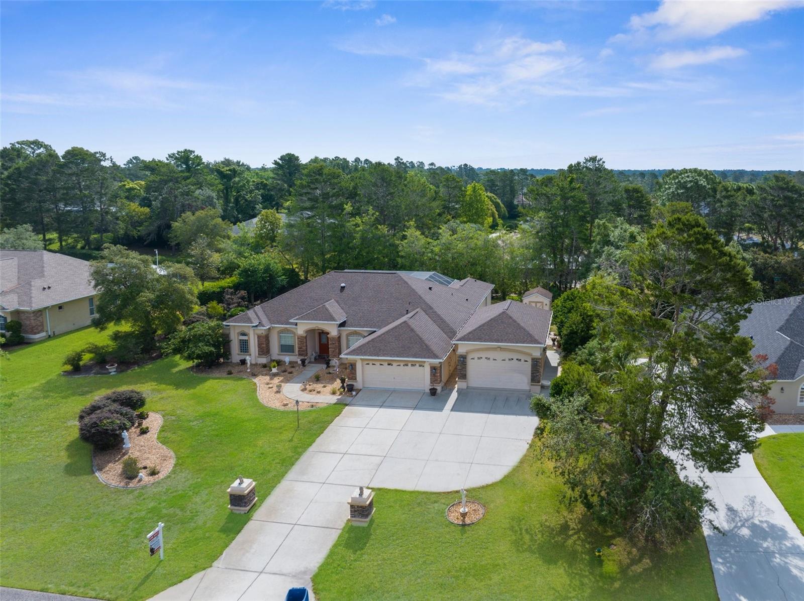 10124 SOUTHERN BREEZE CT