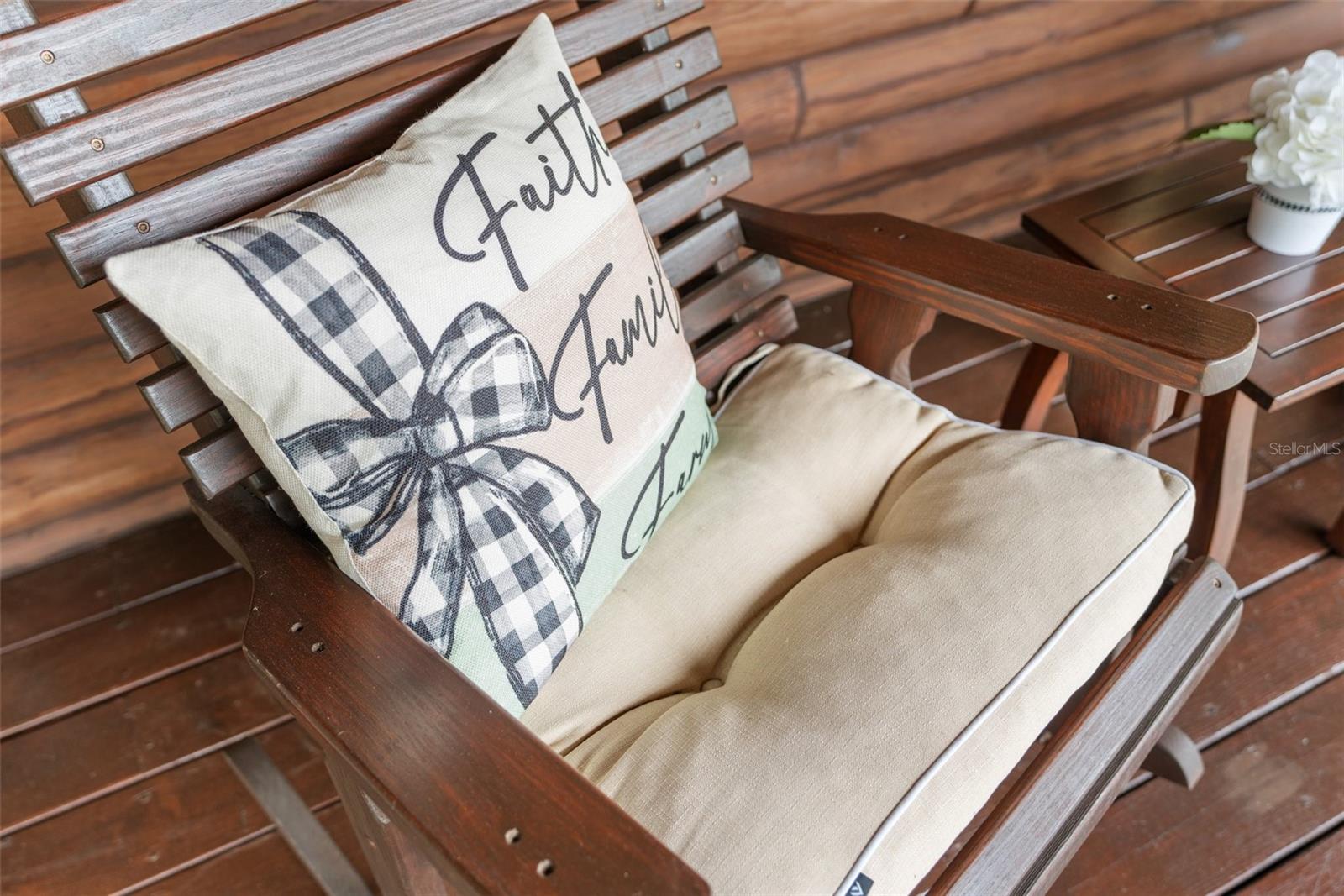 10718 W DUNNELLON RD