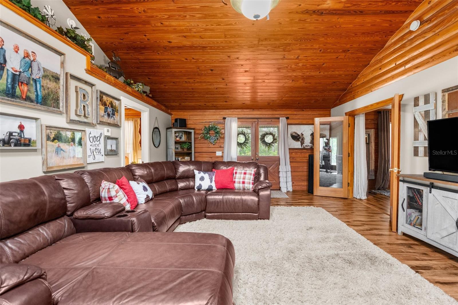 10718 W DUNNELLON RD