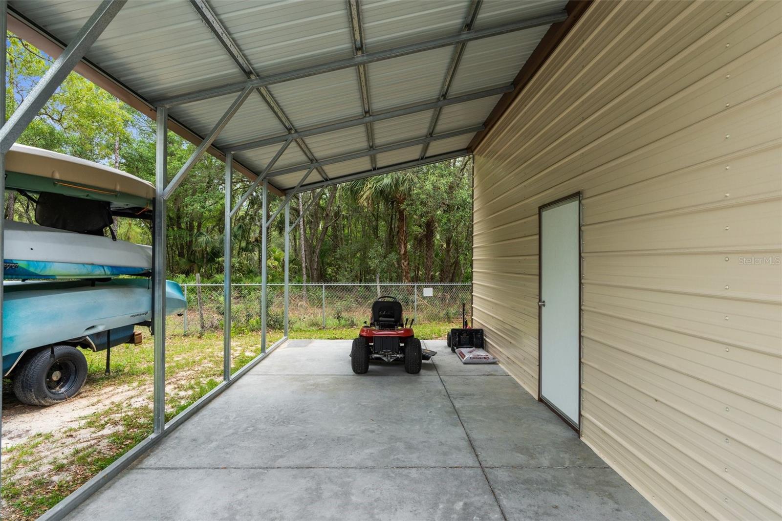 10718 W DUNNELLON RD