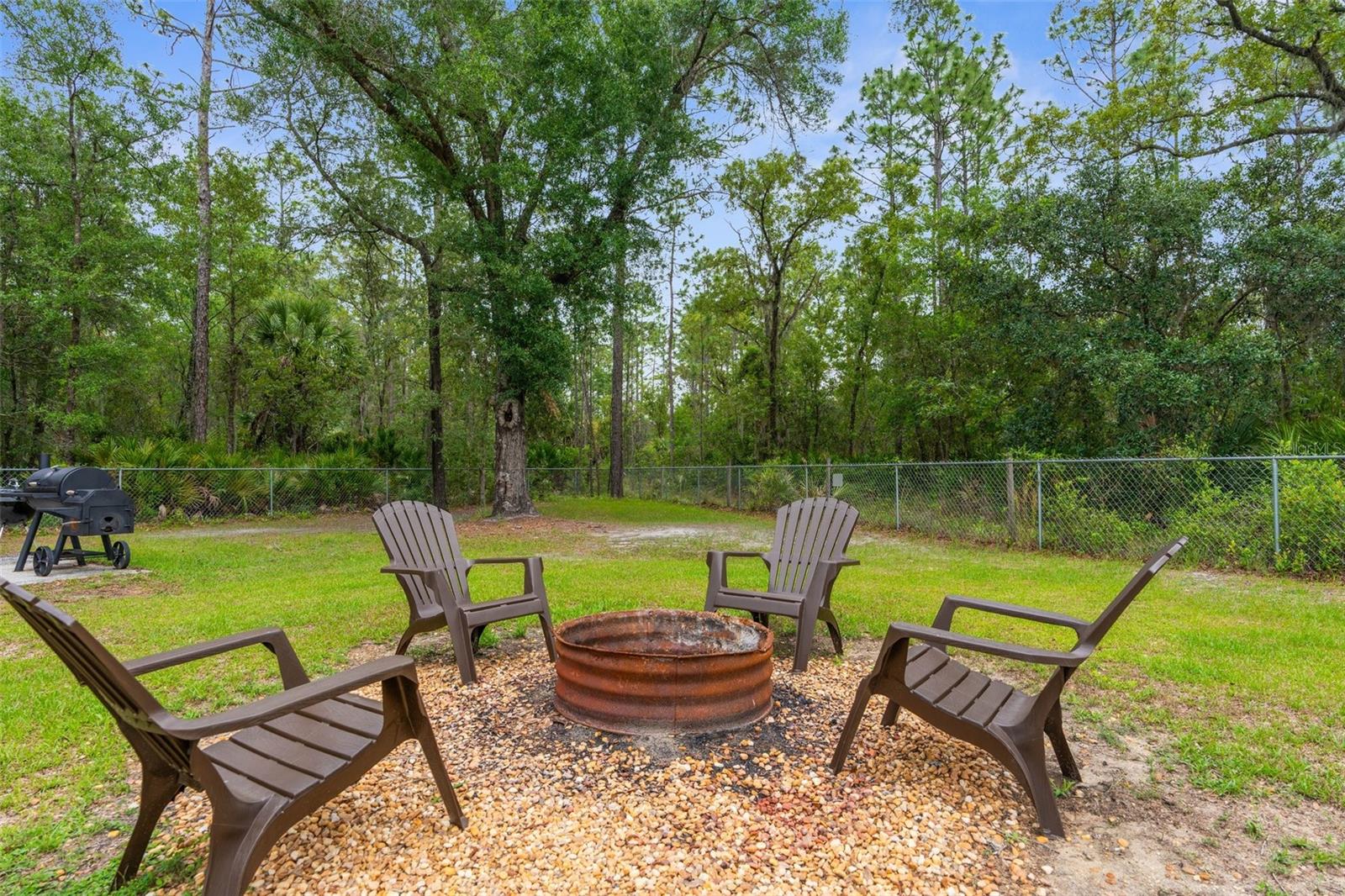 10718 W DUNNELLON RD