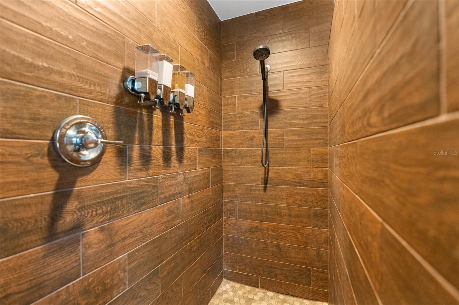 10718 W DUNNELLON RD