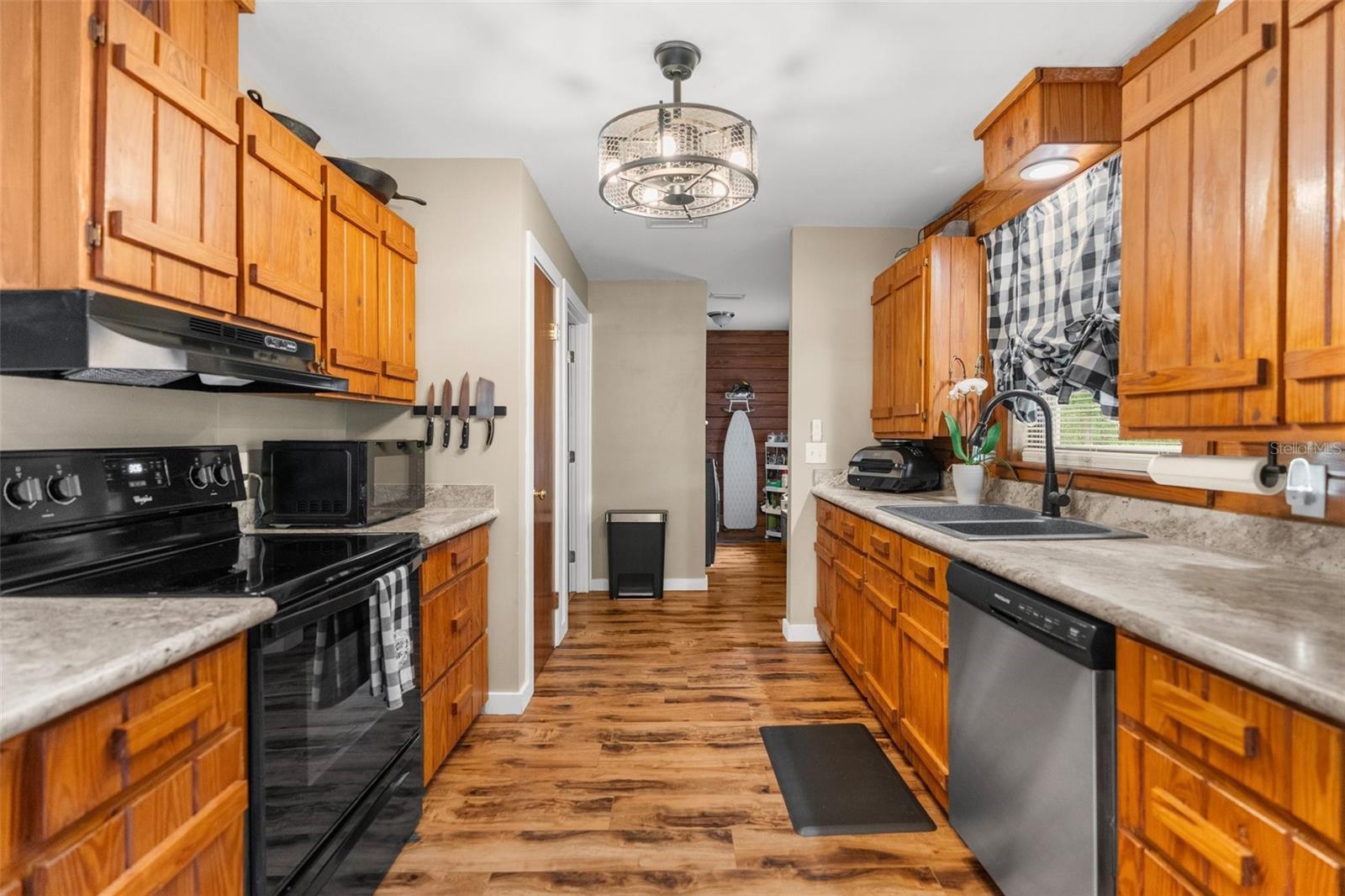 10718 W DUNNELLON RD