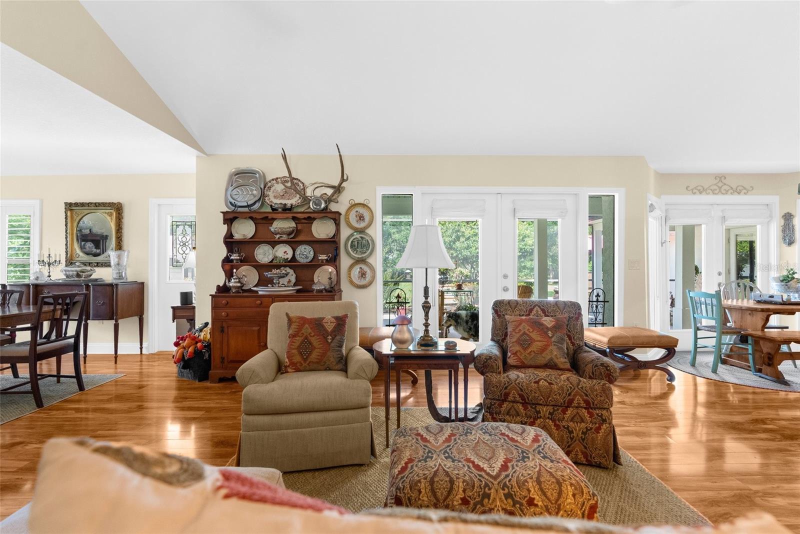1253 CULBREATH RD
