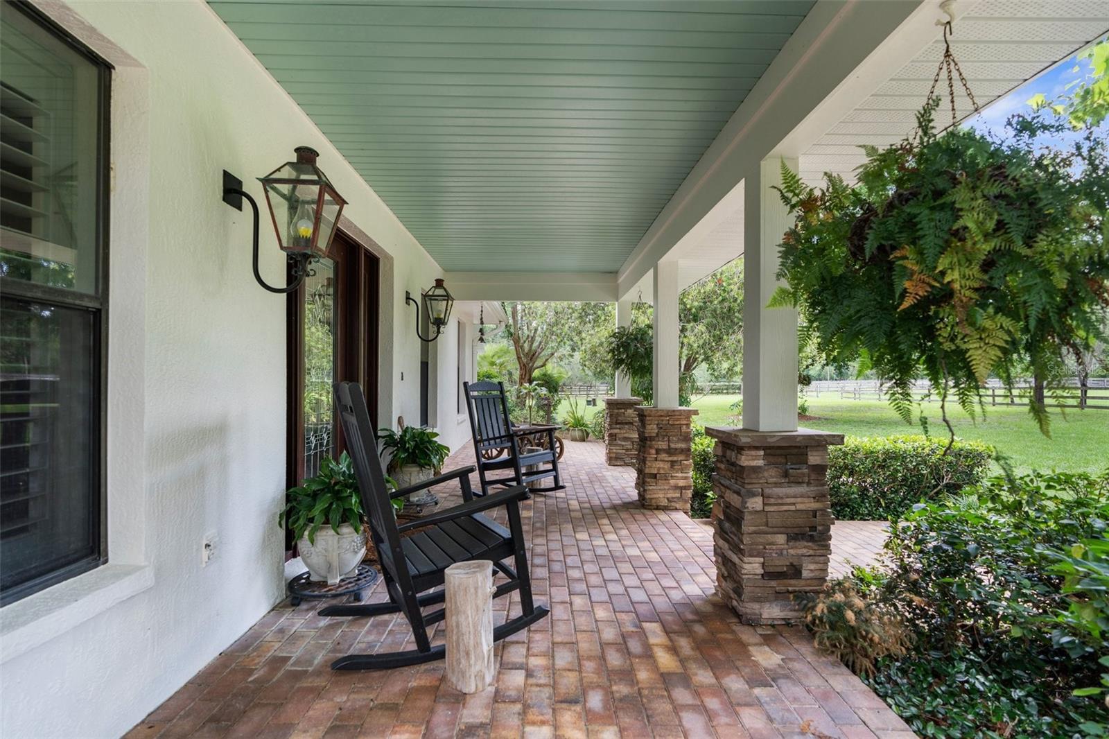 1253 CULBREATH RD