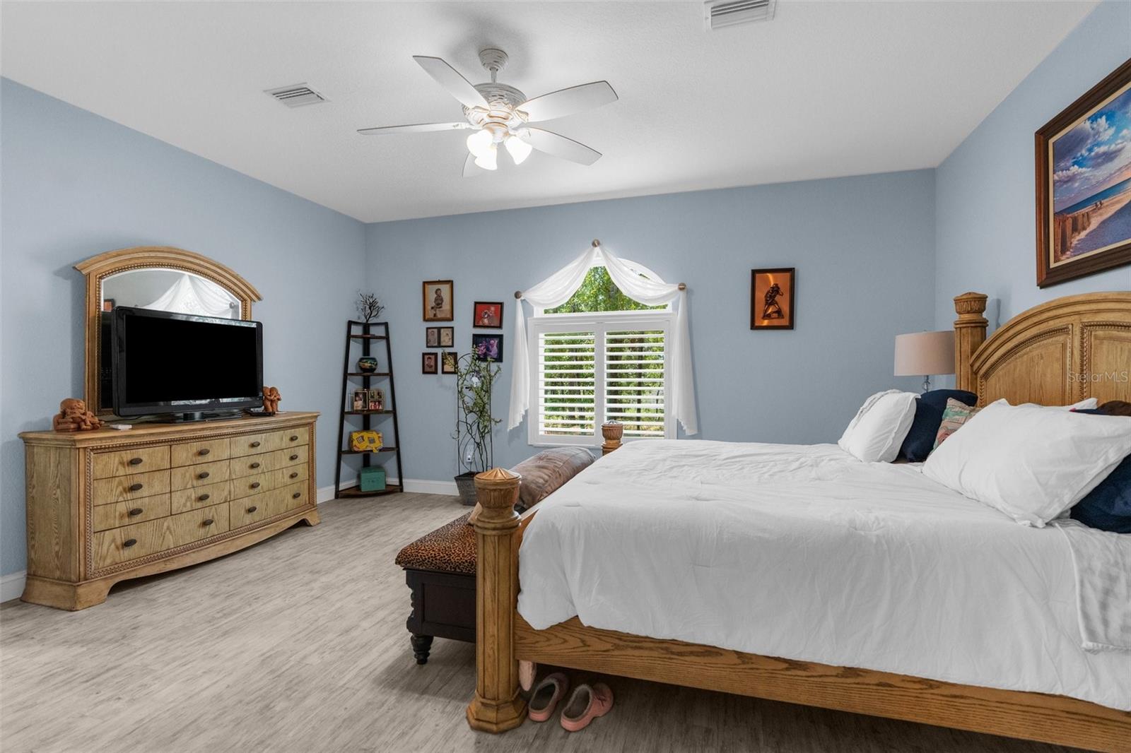 4960 HIDDEN KNOB TRL