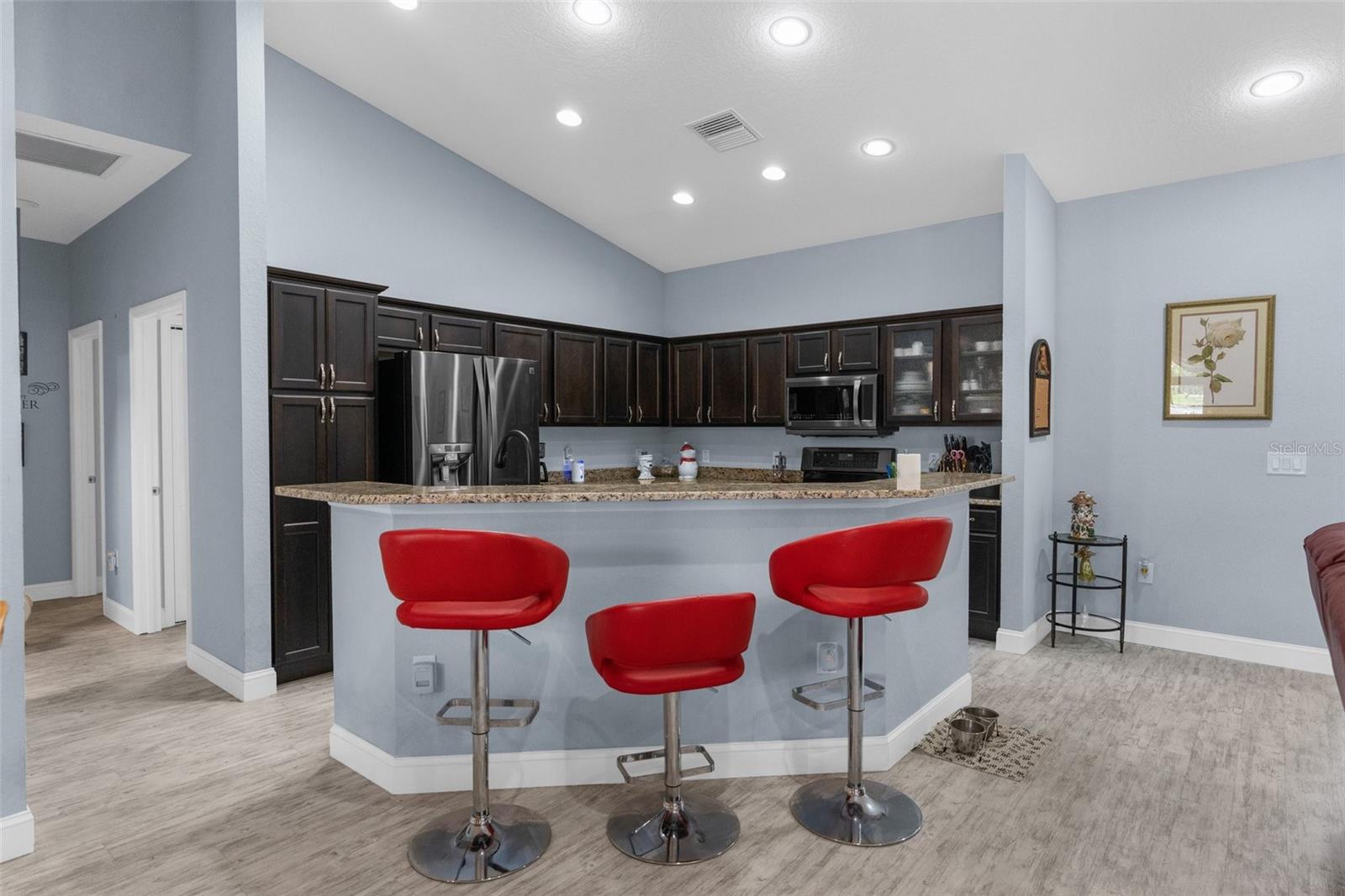 4960 HIDDEN KNOB TRL