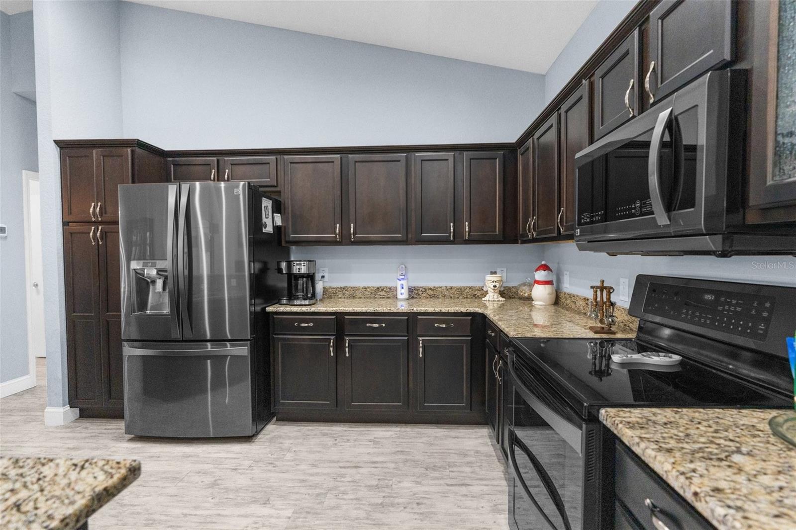 4960 HIDDEN KNOB TRL