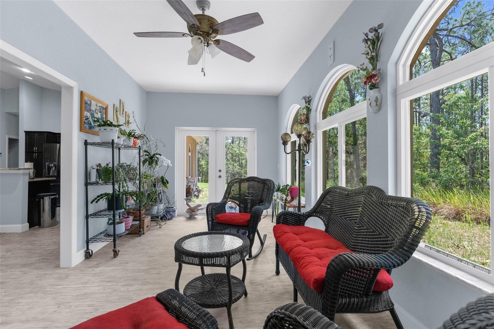 4960 HIDDEN KNOB TRL