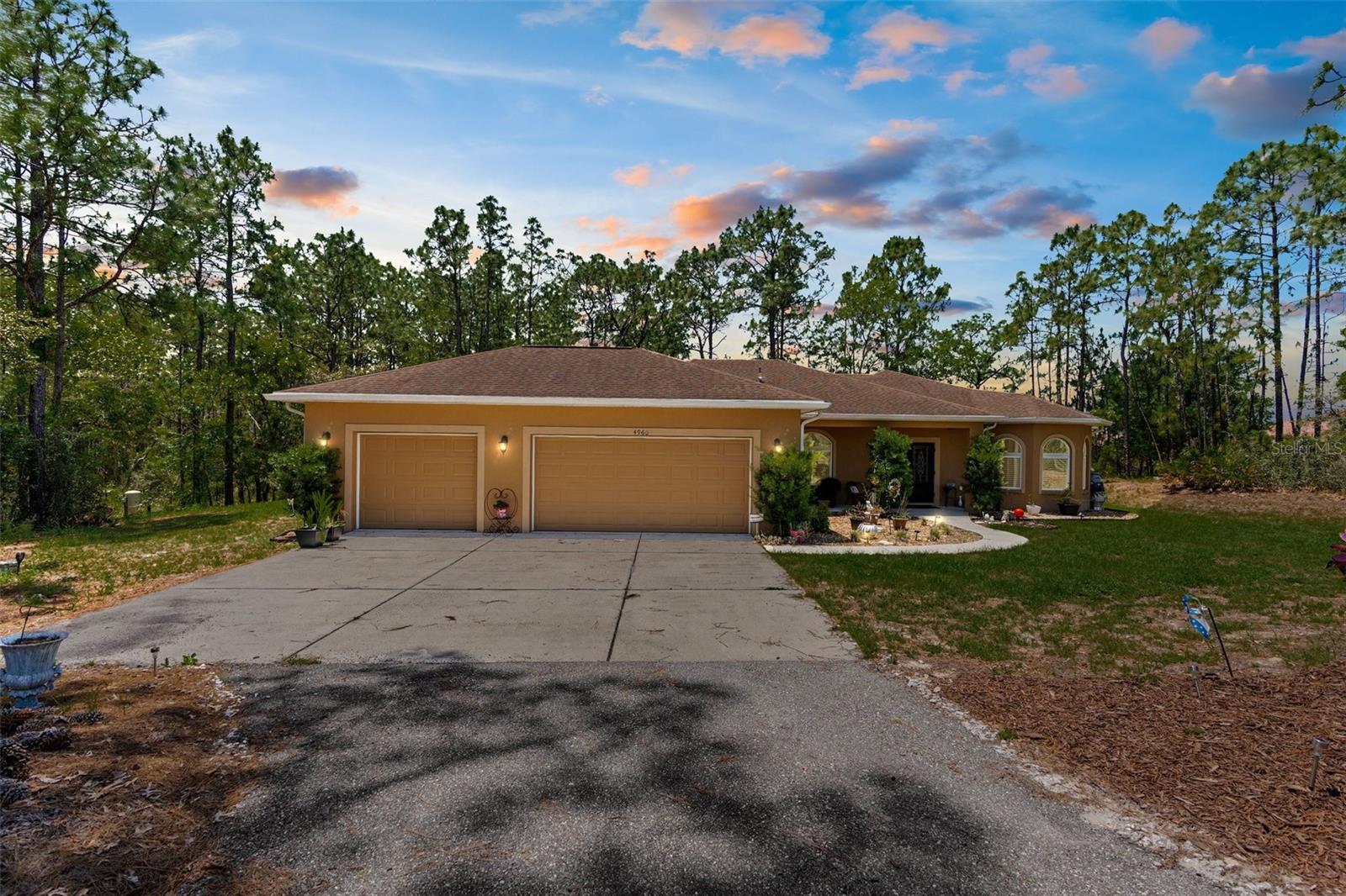 4960 HIDDEN KNOB TRL