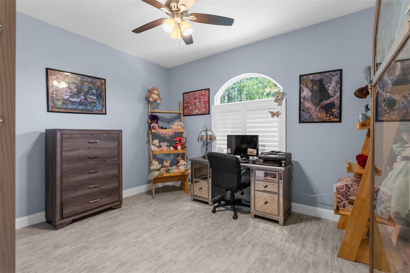 4960 HIDDEN KNOB TRL