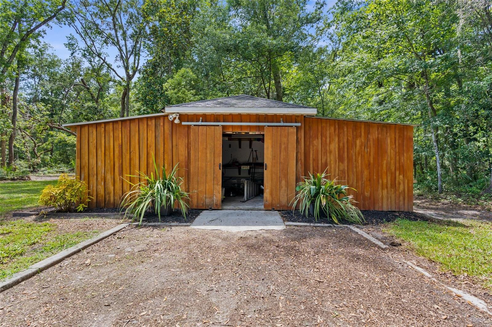 12085 STRINGER RD
