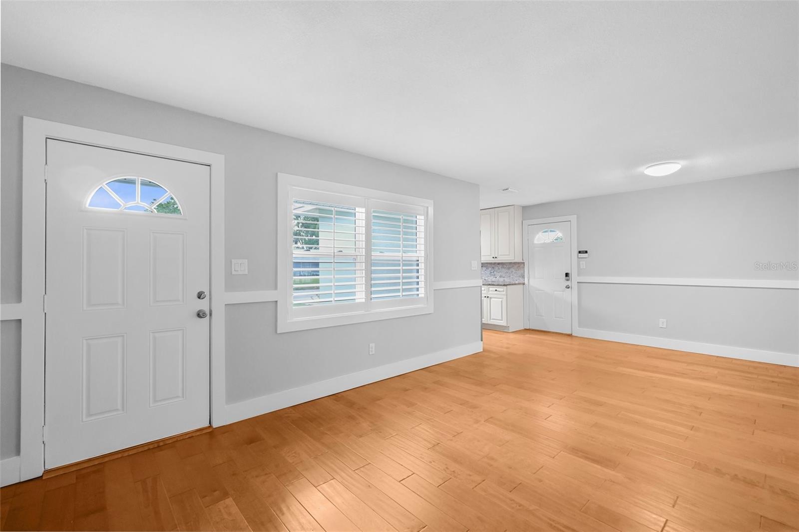 18605 SAN RIO CIR