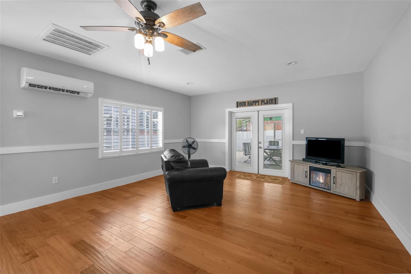 18605 SAN RIO CIR