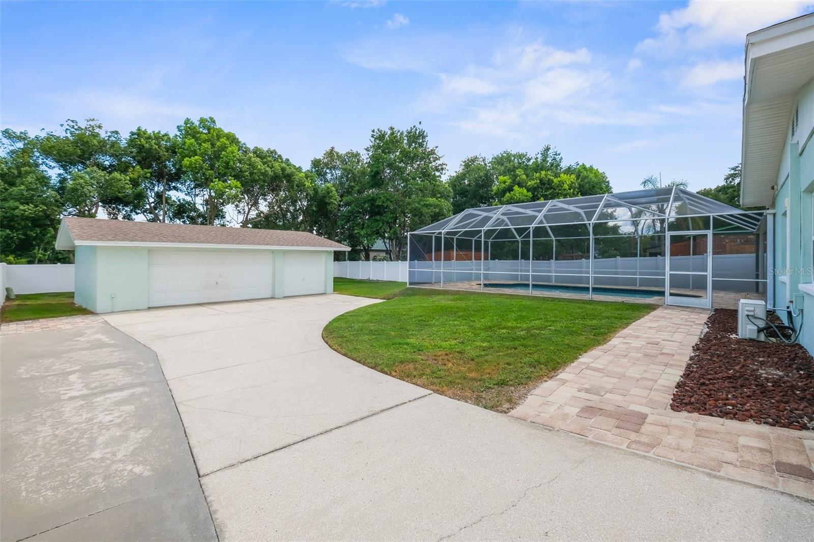 18605 SAN RIO CIR