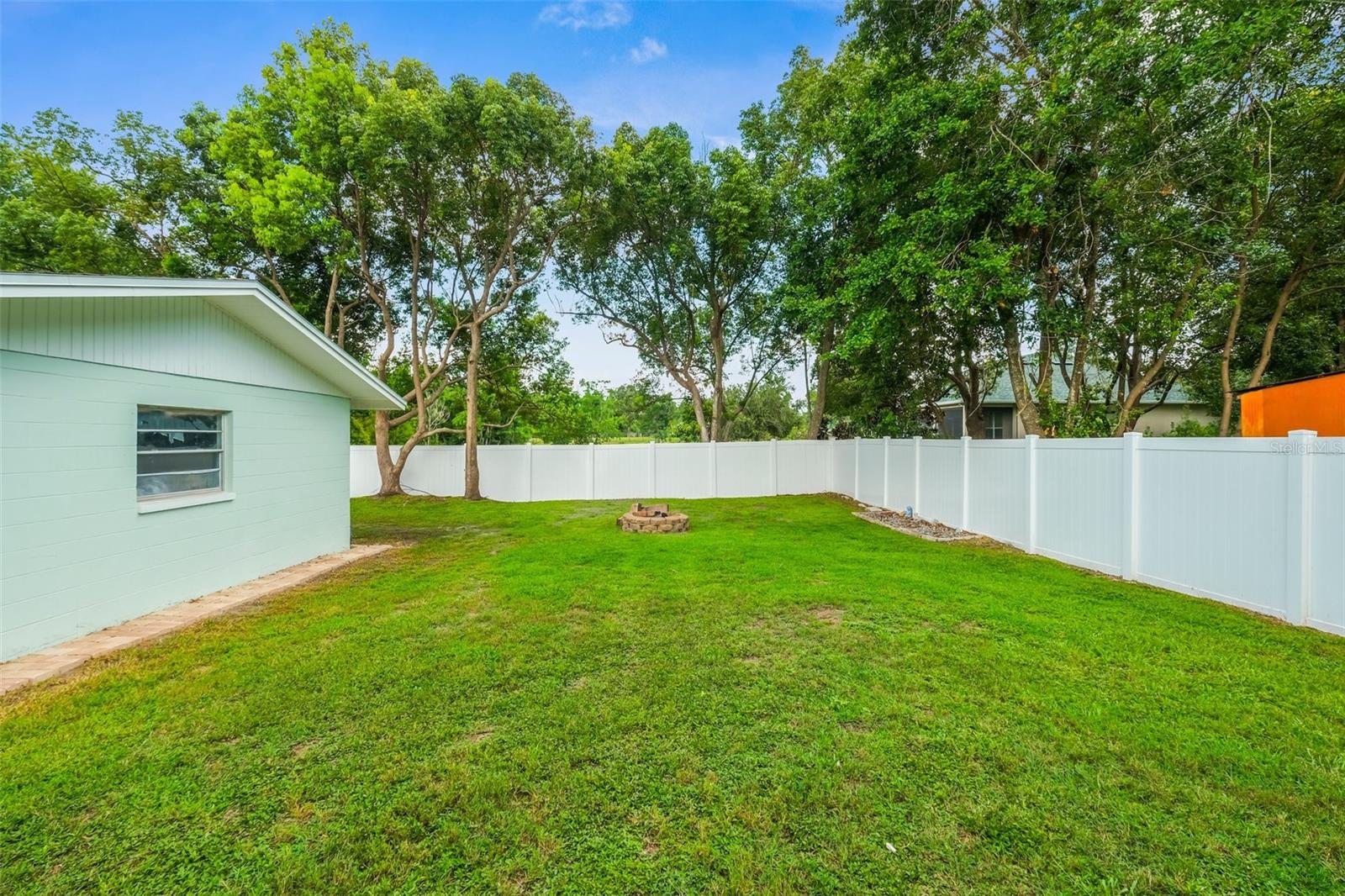 18605 SAN RIO CIR