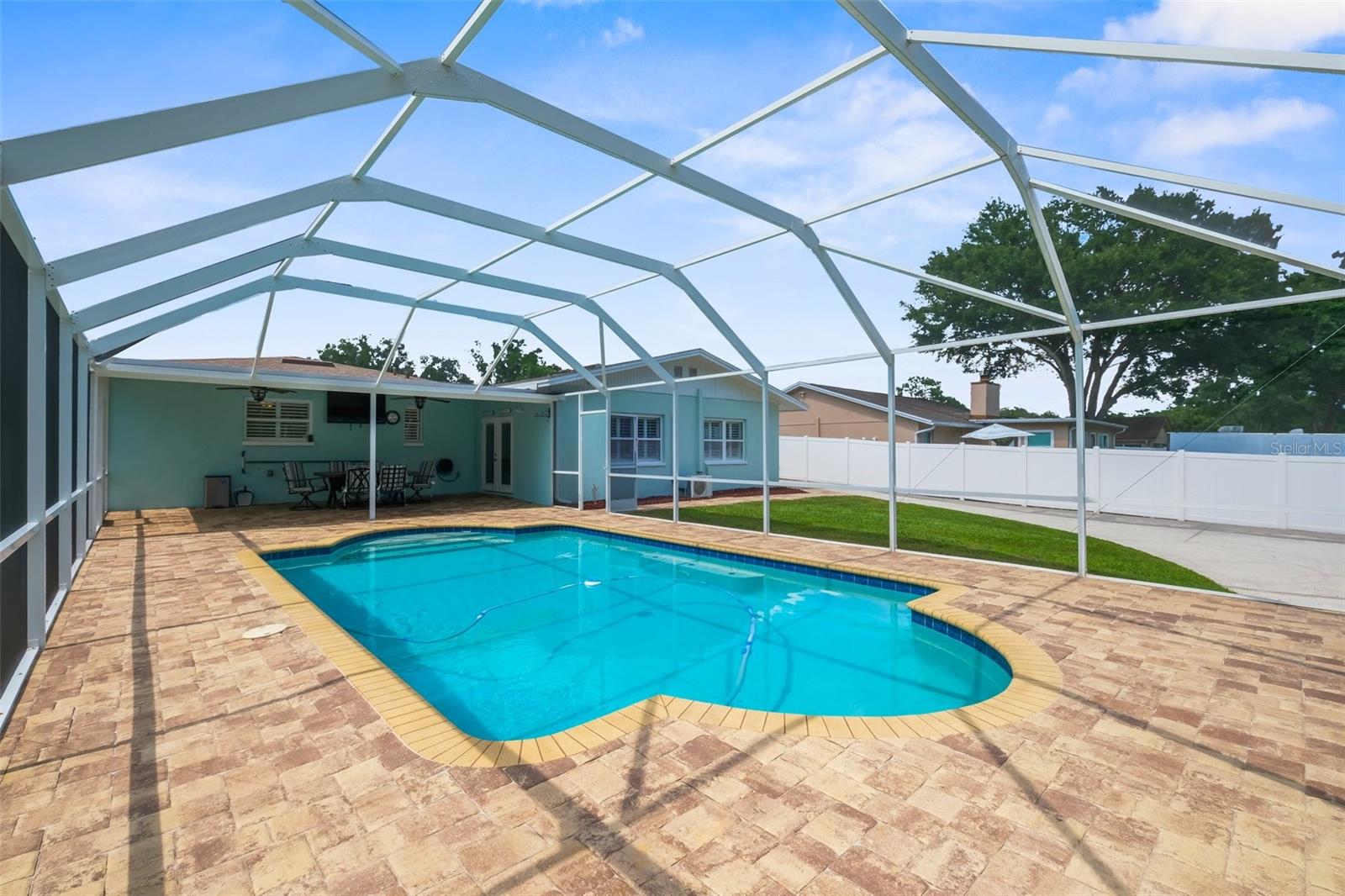 18605 SAN RIO CIR