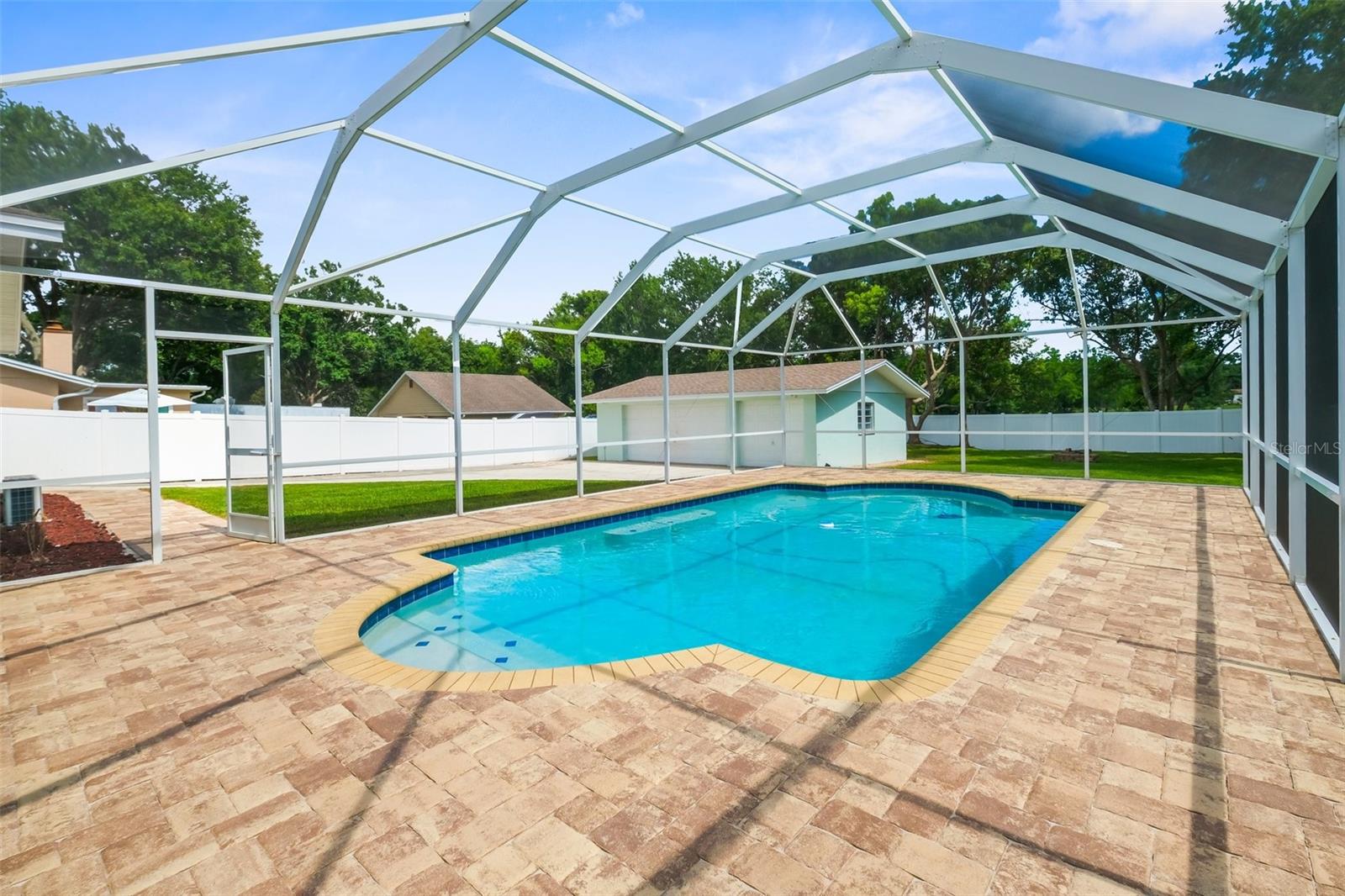 18605 SAN RIO CIR
