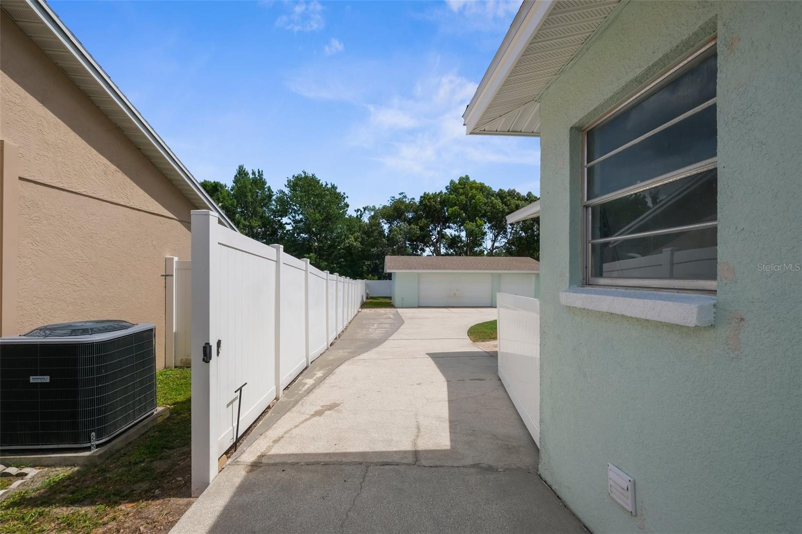 18605 SAN RIO CIR