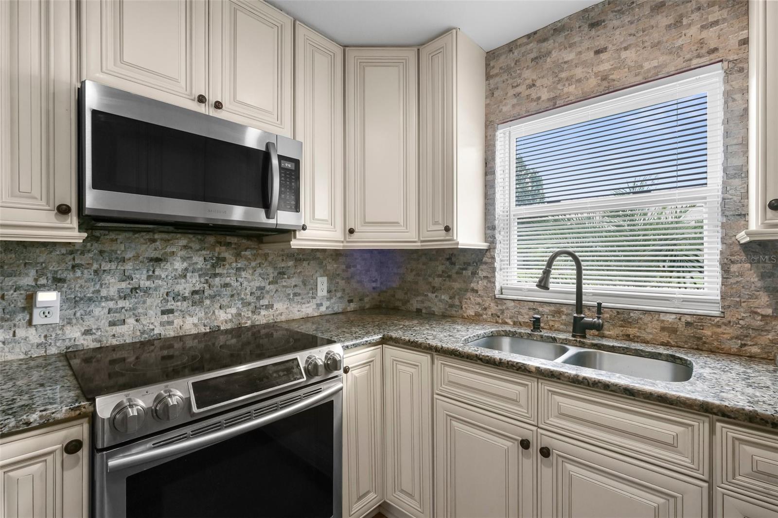18605 SAN RIO CIR