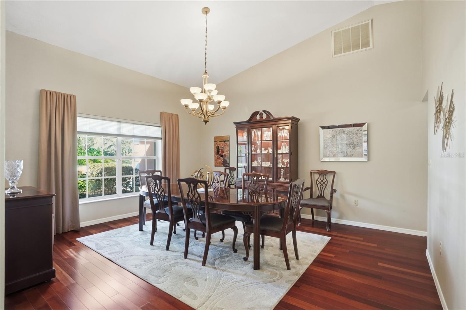 7336 ROYAL OAK DR