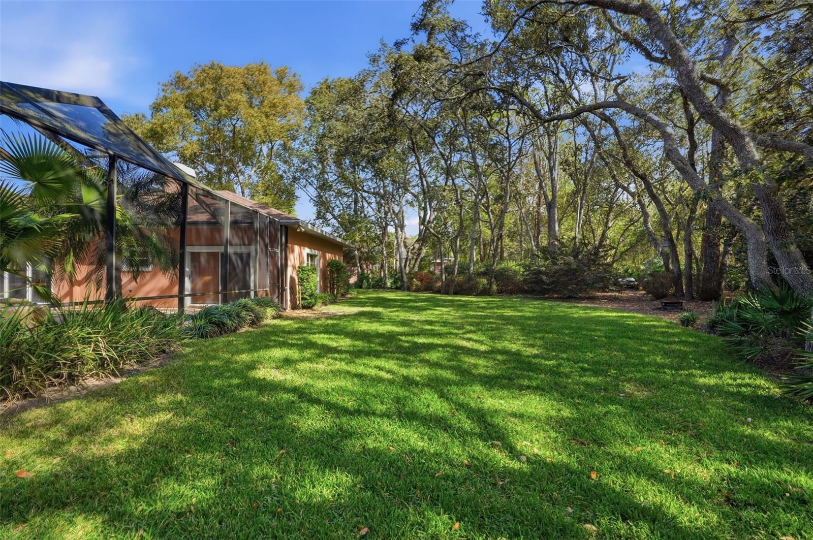 7336 ROYAL OAK DR