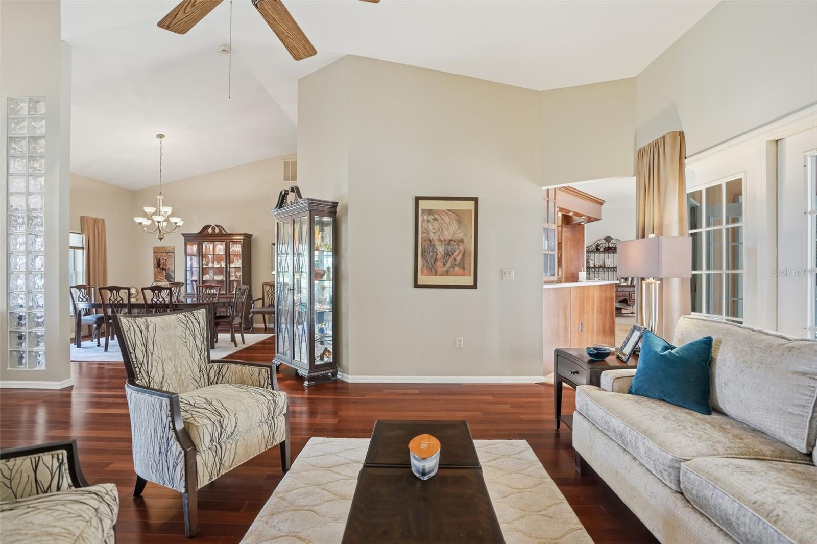 7336 ROYAL OAK DR