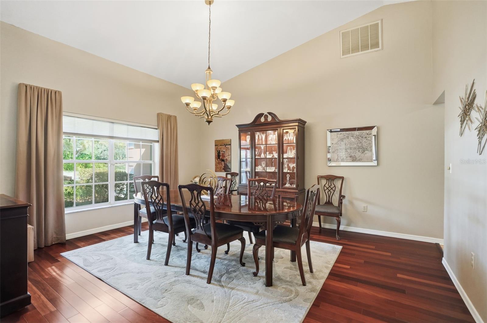 7336 ROYAL OAK DR