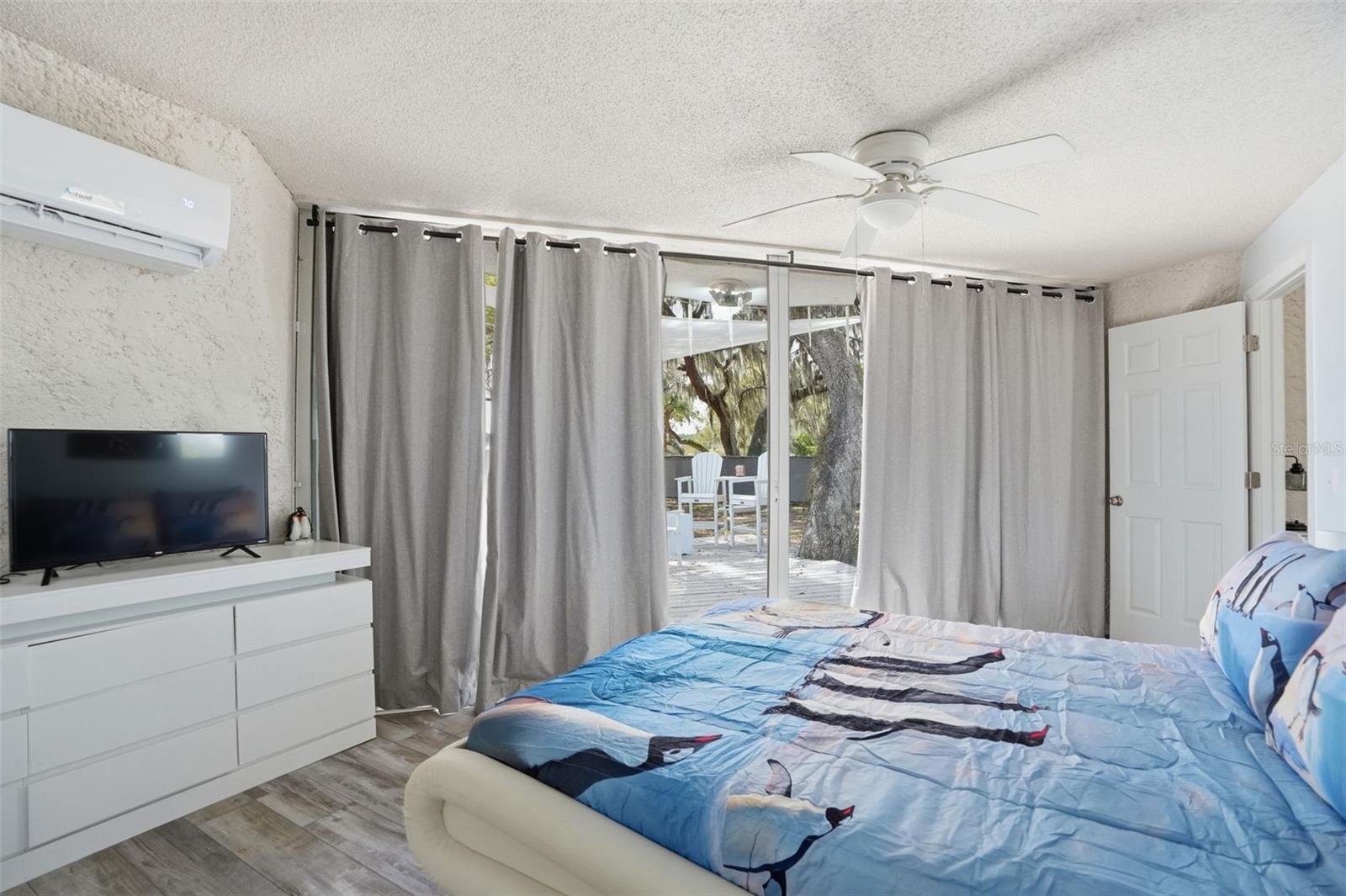7570 E RINGER CT